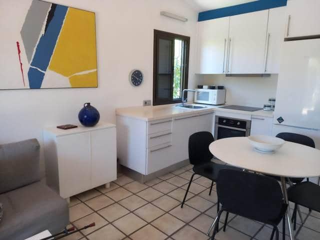2 sypialnia Bungalow do wynajęcia w Playa del Inglés, San Bartolomé de Tirajana z basenem - 1 400 € (Ref: 10081494)