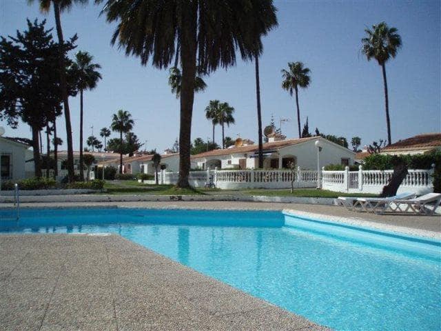 2 sypialnia Bungalow do wynajęcia w Playa del Ingles z basenem - 1 400 € (Ref: 10081494)