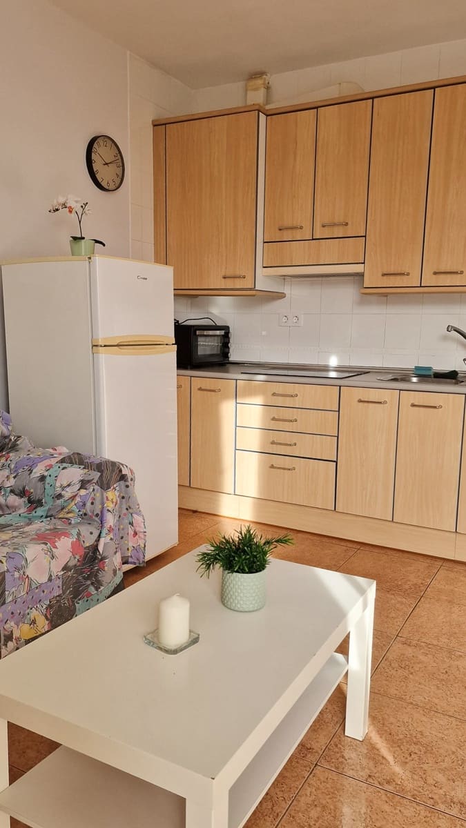 1 sovrum Lägenhet att hyra i Arguineguin med pool - 1 200 € (Ref: 10111518)