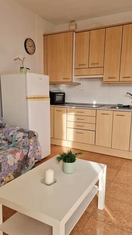 1 sovrum Lägenhet att hyra i Arguineguín, Mogán med pool - 1 200 € (Ref: 10111518)
