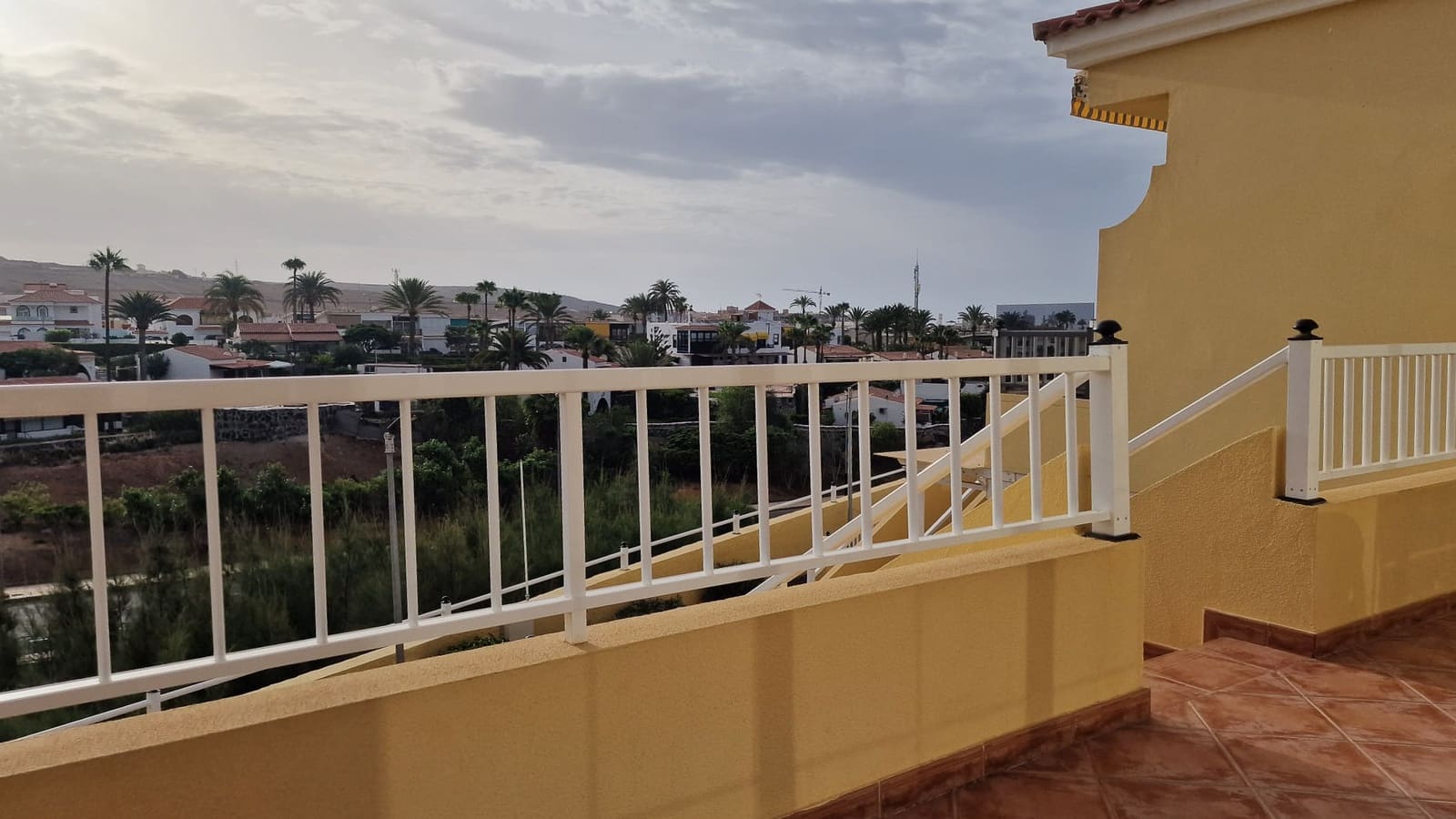 1 sovrum Lägenhet att hyra i Arguineguin med pool - 1 200 € (Ref: 10111518)