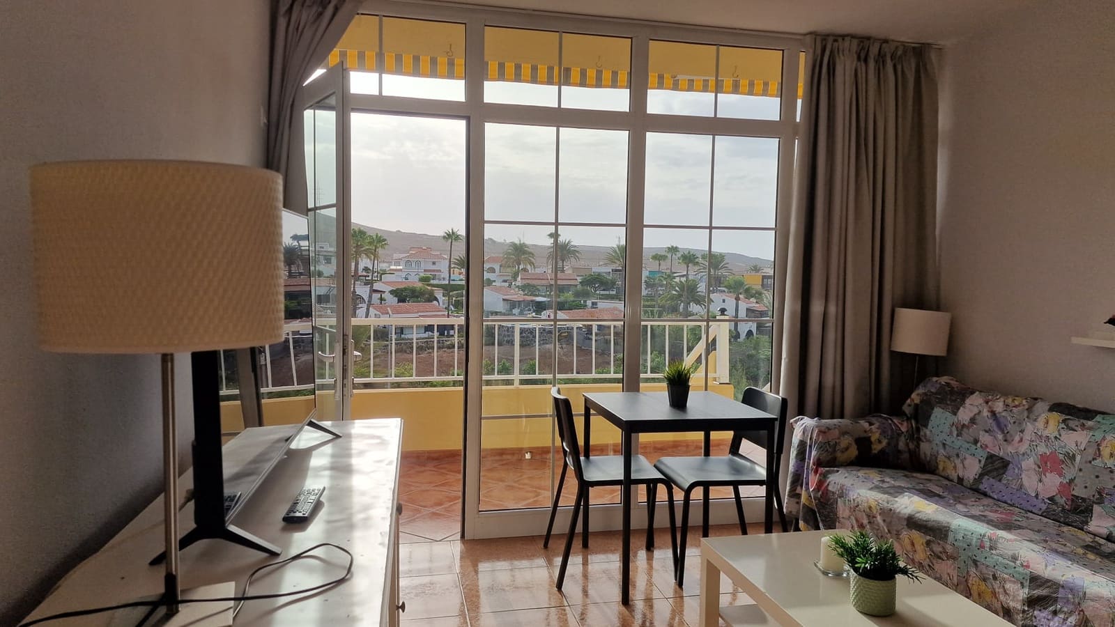 1 sovrum Lägenhet att hyra i Arguineguin med pool - 1 200 € (Ref: 10111518)