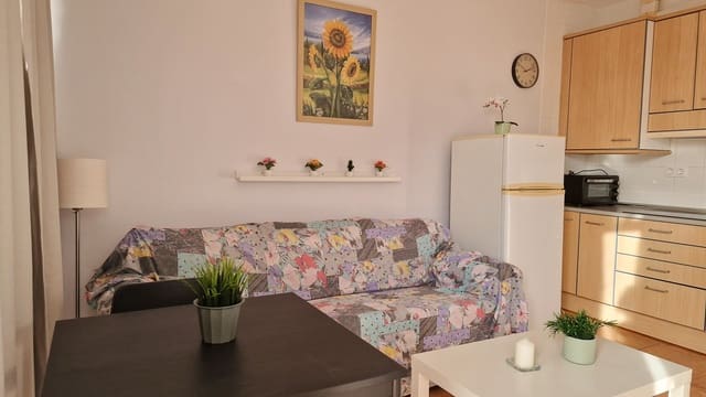 1 sovrum Lägenhet att hyra i Arguineguín, Mogán med pool - 1 200 € (Ref: 10111518)