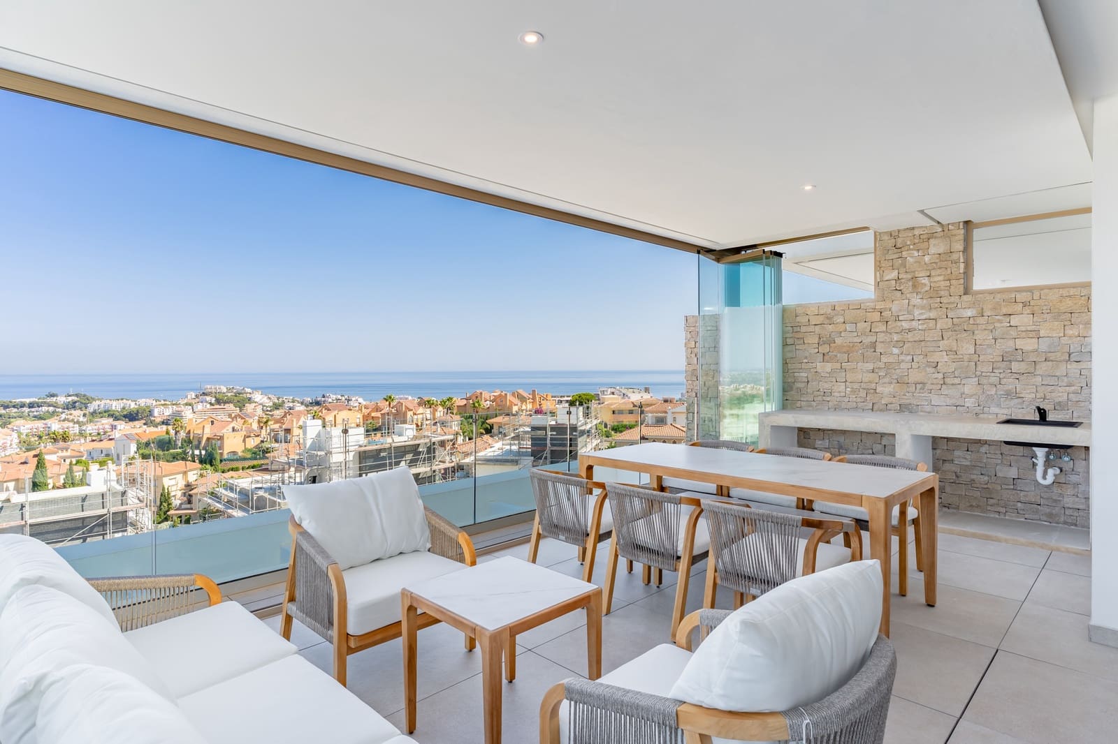 3 soveværelse Lejlighed til salg i Riviera del Sol med swimmingpool garage - € 995.000 (Ref: 10163762)