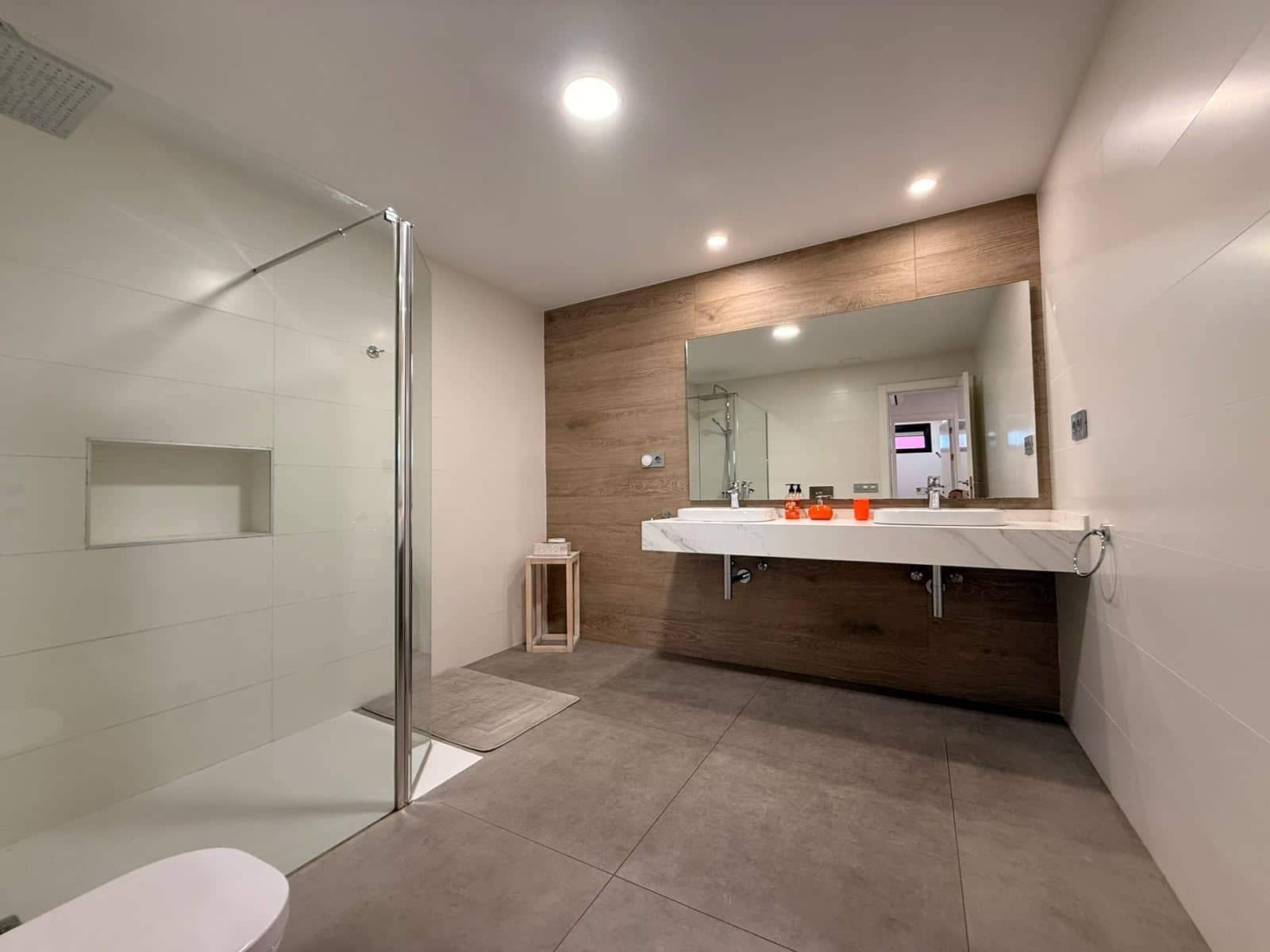 Appartement de 2 chambres à louer à Maspalomas - 1 400 € (Ref: 10163795)