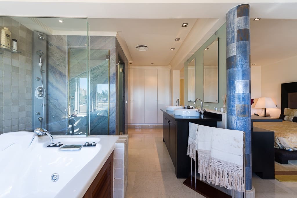 5 soveværelse Bungalow til salg i San Agustin med garage - € 1.750.000 (Ref: 7855833)