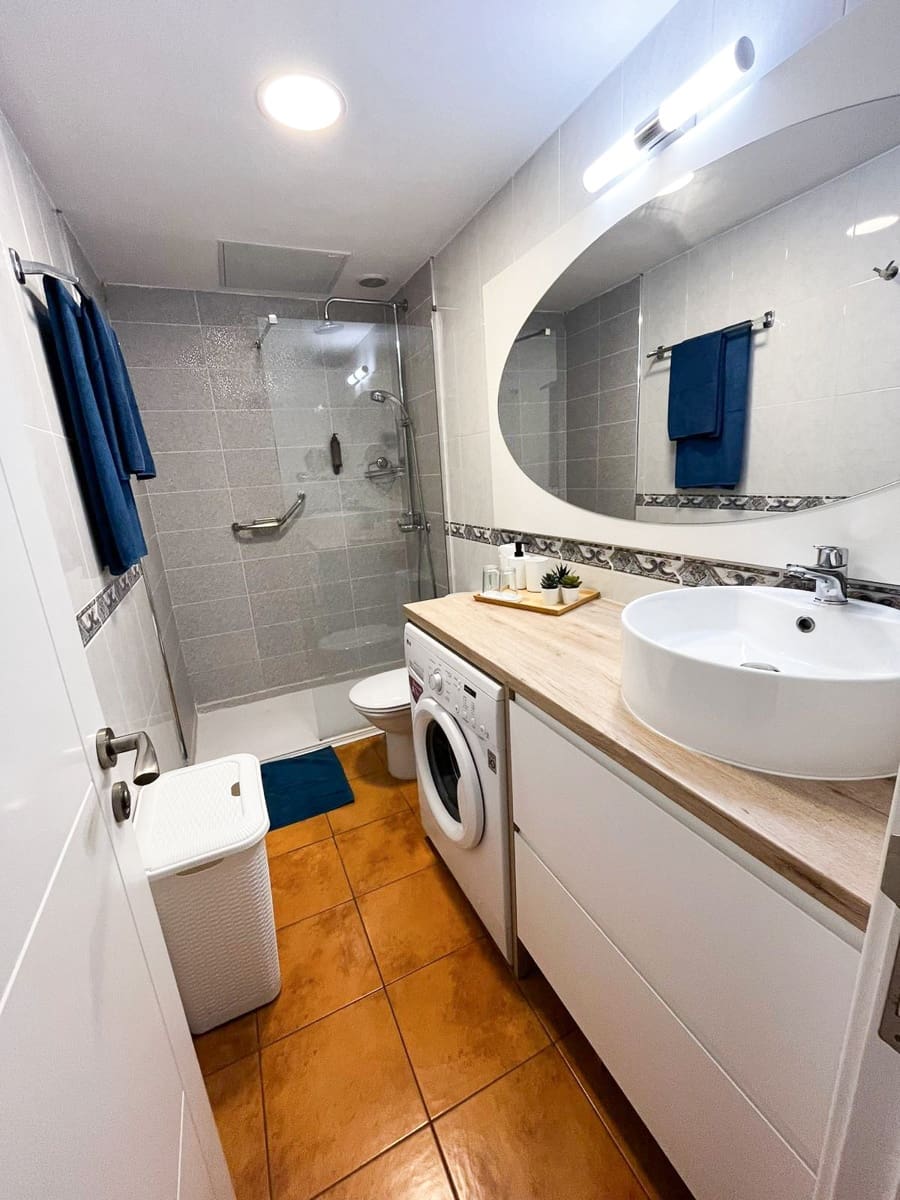 1 sovrum Lägenhet att hyra i Patalavaca med pool - 1 600 € (Ref: 7873456)