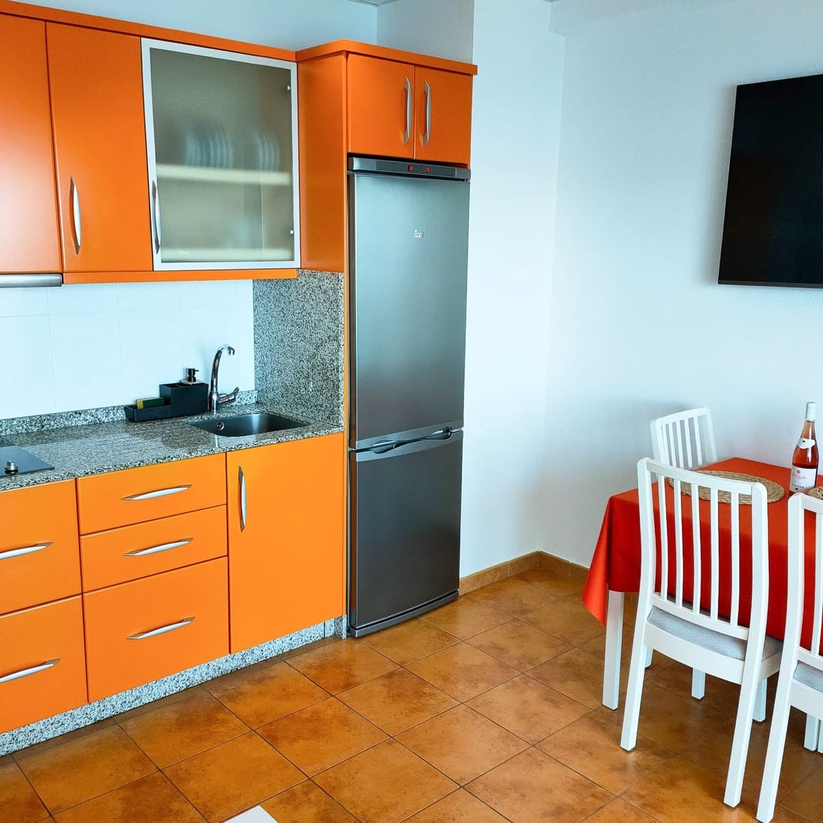 1 sovrum Lägenhet att hyra i Patalavaca med pool - 1 600 € (Ref: 7873456)