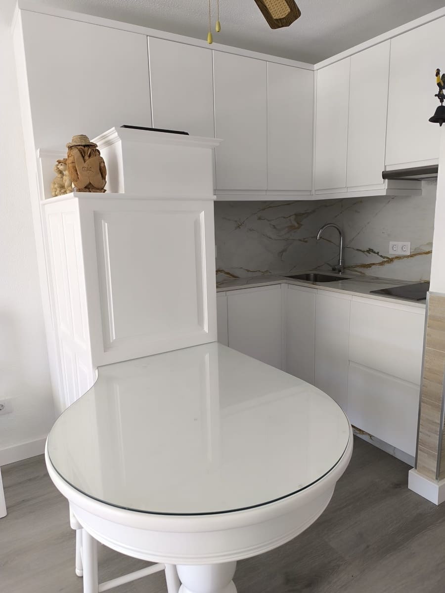 1 soveværelse Lejlighed til leje i Puerto Rico med swimmingpool - € 1.400 (Ref: 7938963)