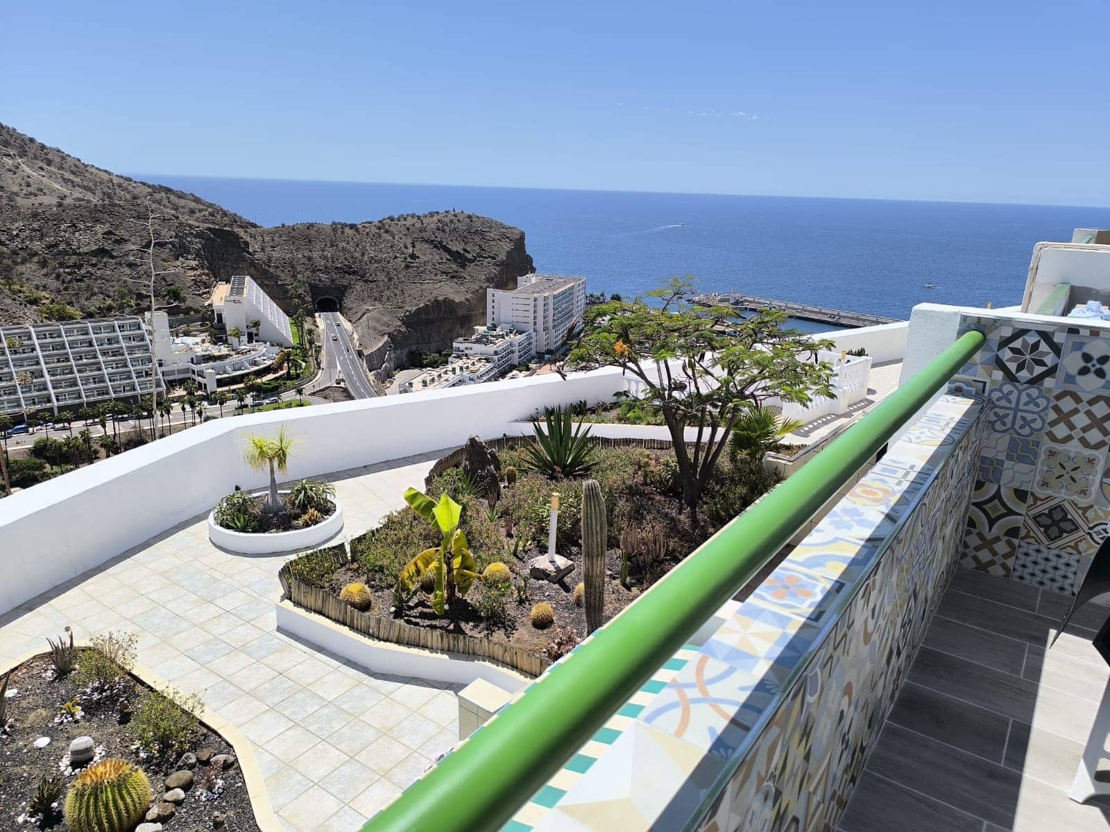 1 soveværelse Lejlighed til leje i Puerto Rico med swimmingpool - € 1.400 (Ref: 7938963)