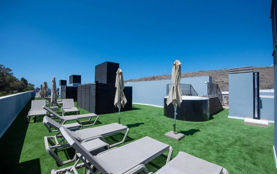 2 soveværelse Lejlighed til salg i Arguineguin med garage - € 303.500 (Ref: 7991546)