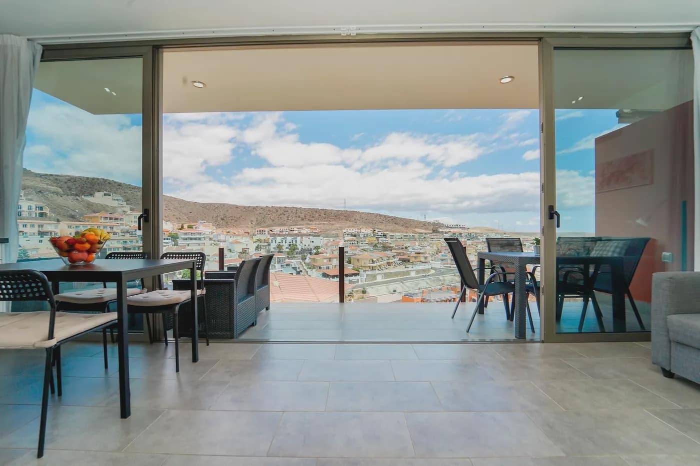 2 soveværelse Lejlighed til salg i Arguineguin med swimmingpool garage - € 390.000 (Ref: 8028650)