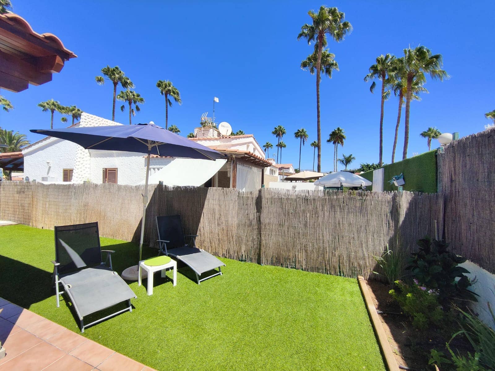 1 soverom Bungalow til leie i Maspalomas med svømmebasseng - € 1 150 (Ref: 8053883)