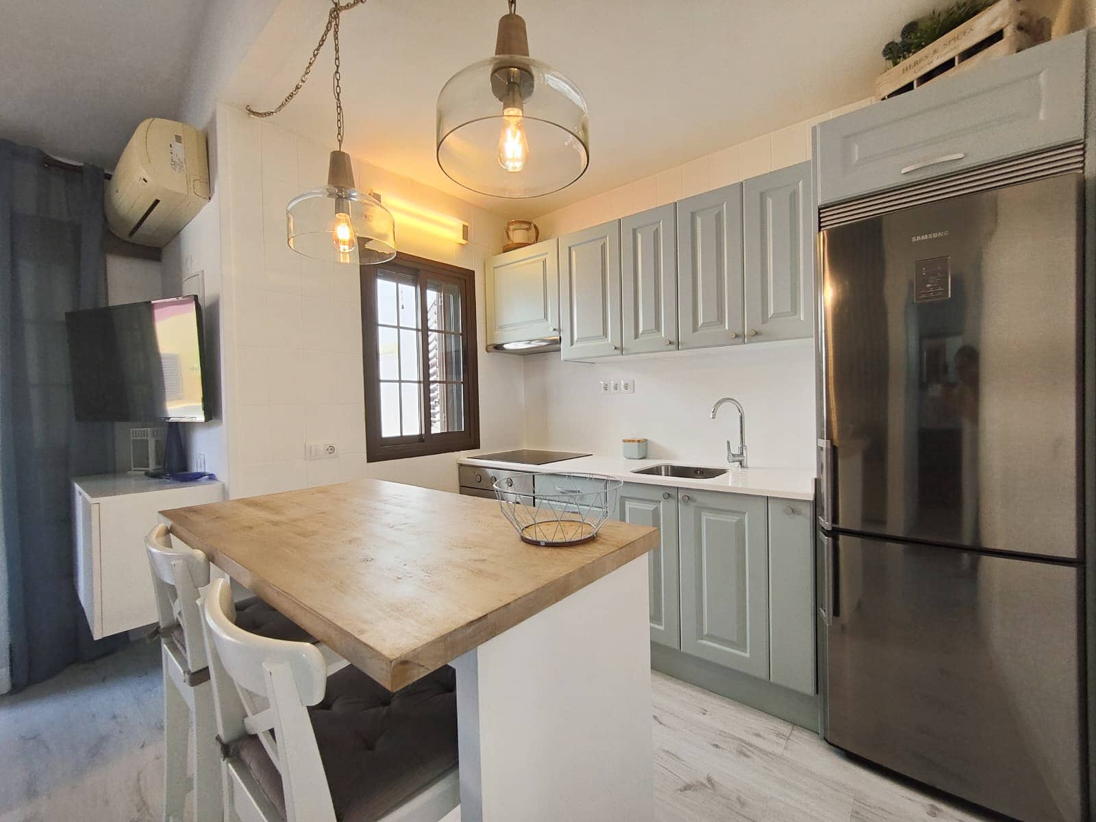 1 quarto Bungalow para arrendar em Maspalomas com piscina - 1 350 € (Ref: 8055265)