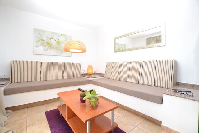 1 makuuhuone Huoneisto vuokrattavana paikassa Sonneland, San Bartolomé de Tirajana mukana uima-altaan - 1 000 € (Ref: 8069011)