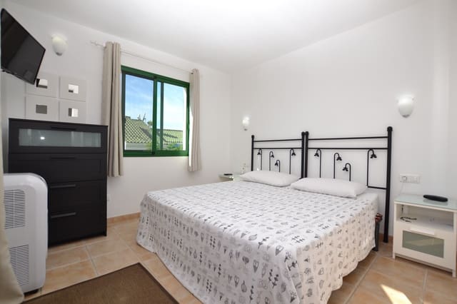 1 makuuhuone Huoneisto vuokrattavana paikassa Sonneland, San Bartolomé de Tirajana mukana uima-altaan - 1 000 € (Ref: 8069011)