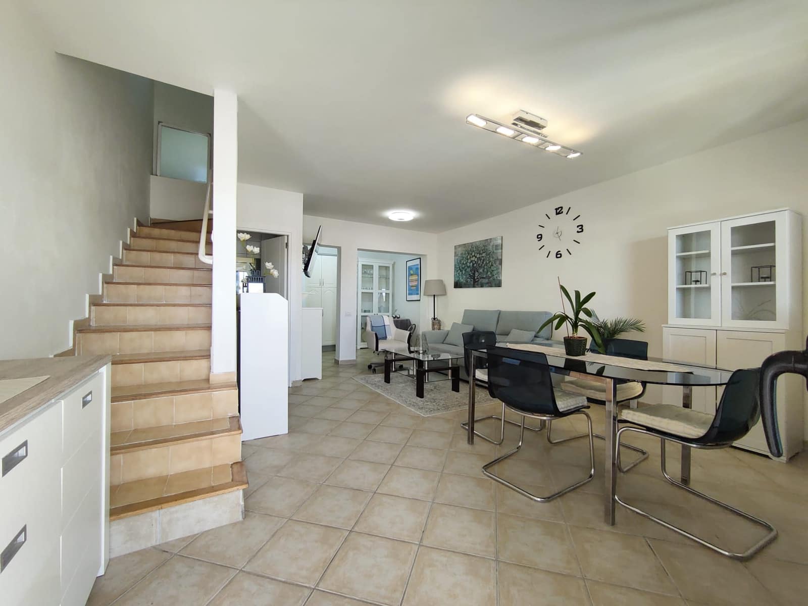 2 soverom Leilighet til leie i Arguineguin - € 1 200 (Ref: 8070023)