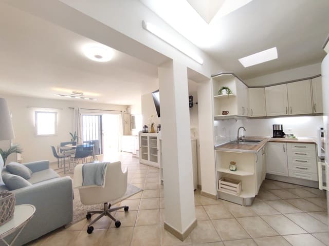 2 soverom Leilighet til leie i Arguineguín, Mogán - € 1 200 (Ref: 8070023)