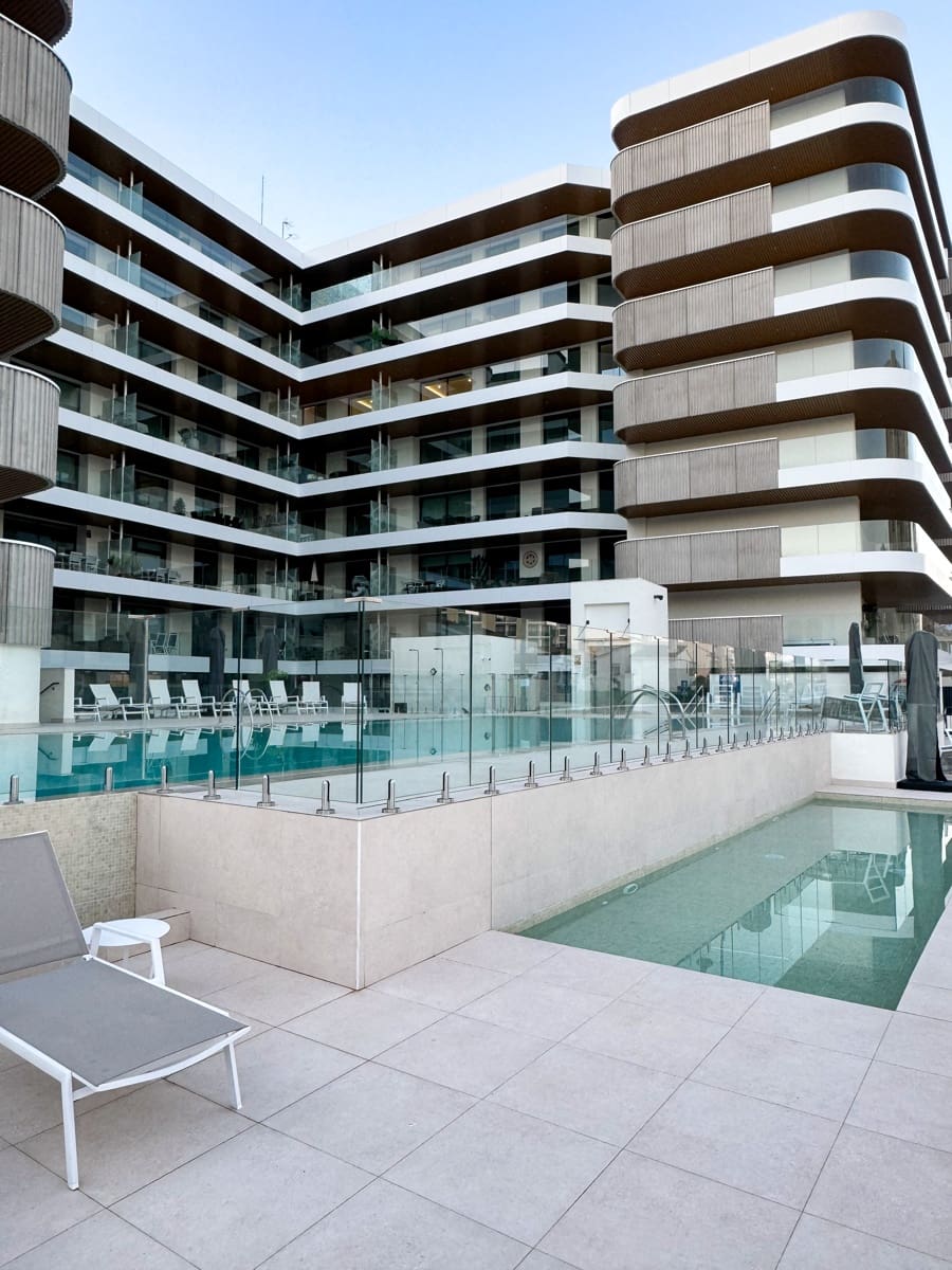 2 soveværelse Lejlighed til salg i Fuengirola med swimmingpool garage - € 659.500 (Ref: 8089338)