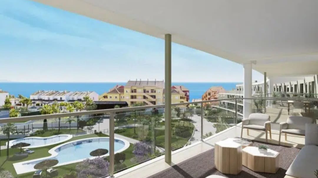 2 Zimmer Apartment zu verkaufen in Manilva mit Pool Garage - 263.000 € (Ref: 8090510)