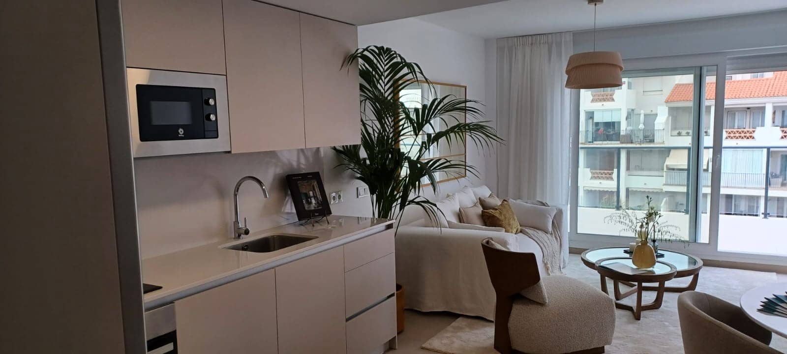 2 Zimmer Apartment zu verkaufen in Manilva mit Pool Garage - 263.000 € (Ref: 8090510)