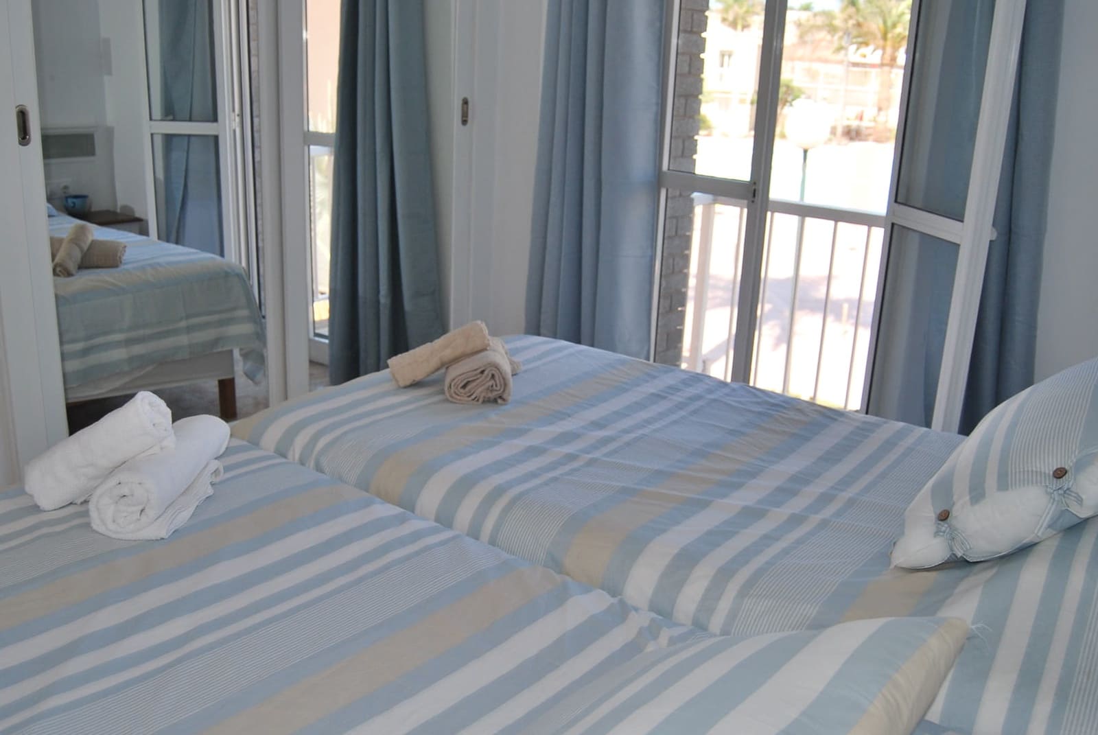 1 quarto Apartamento para arrendar em Maspalomas com piscina - 1 050 € (Ref: 8348649)