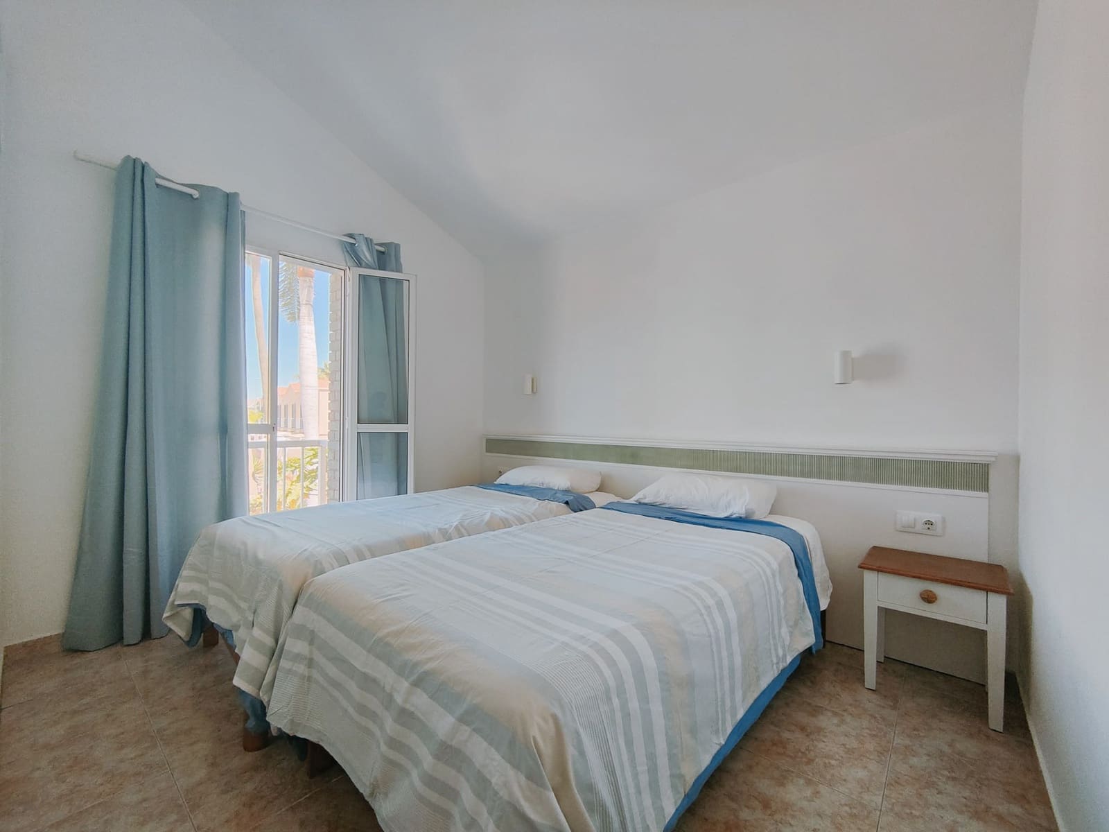 1 quarto Apartamento para arrendar em Maspalomas com piscina - 1 050 € (Ref: 8348649)