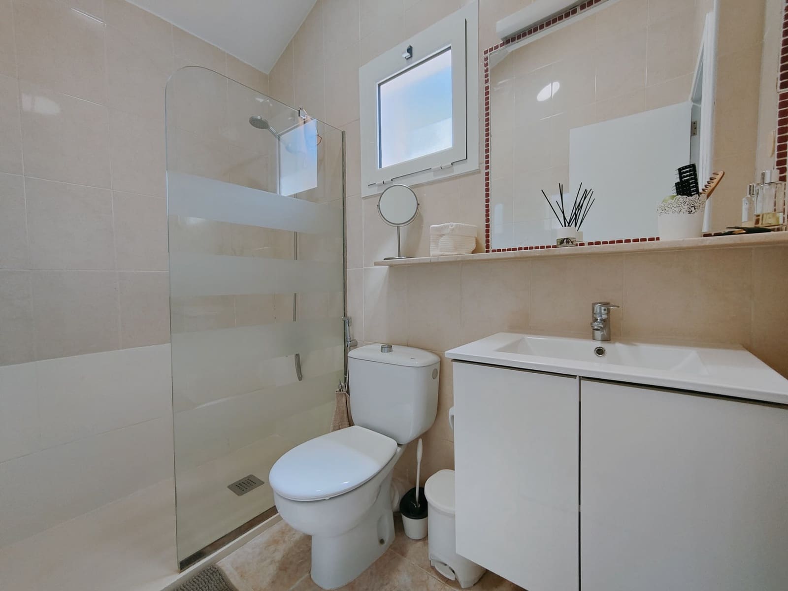 1 quarto Apartamento para arrendar em Maspalomas com piscina - 1 050 € (Ref: 8348649)