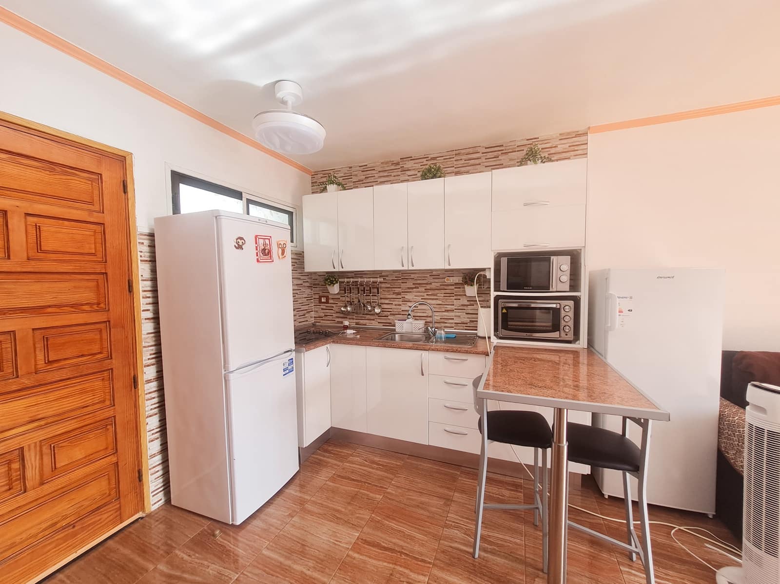 Appartement de 1 chambre à louer à Puerto Rico avec piscine - 900 € (Ref: 8495720)