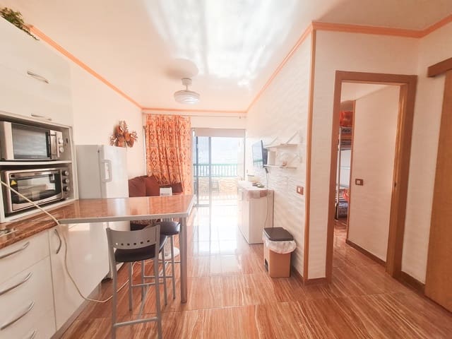 1 soveværelse Lejlighed til leje i Puerto Rico, Mogán med swimmingpool - € 900 (Ref: 8495720)