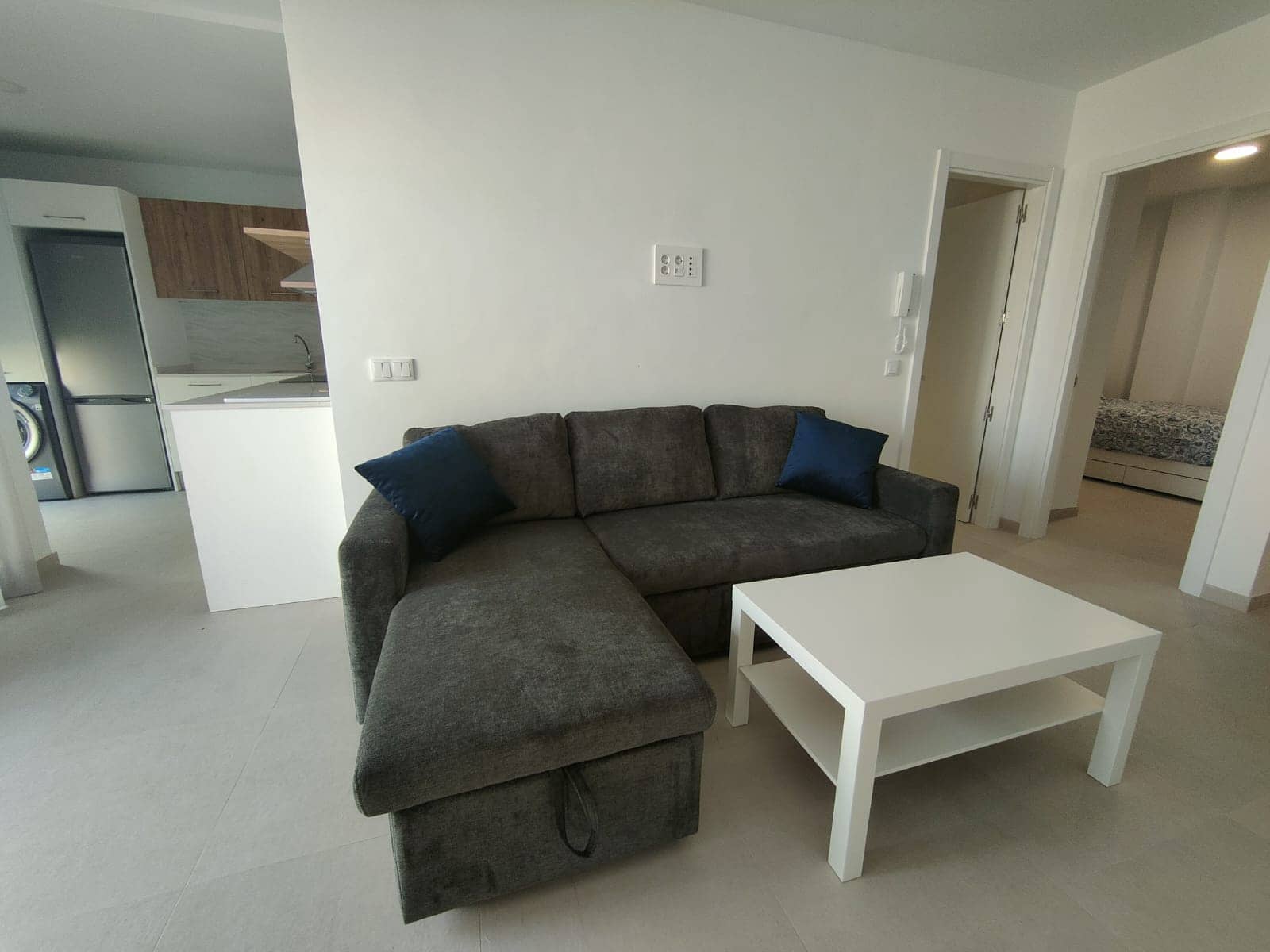 2 soverom Leilighet til leie i Arguineguin - € 1 300 (Ref: 8566011)