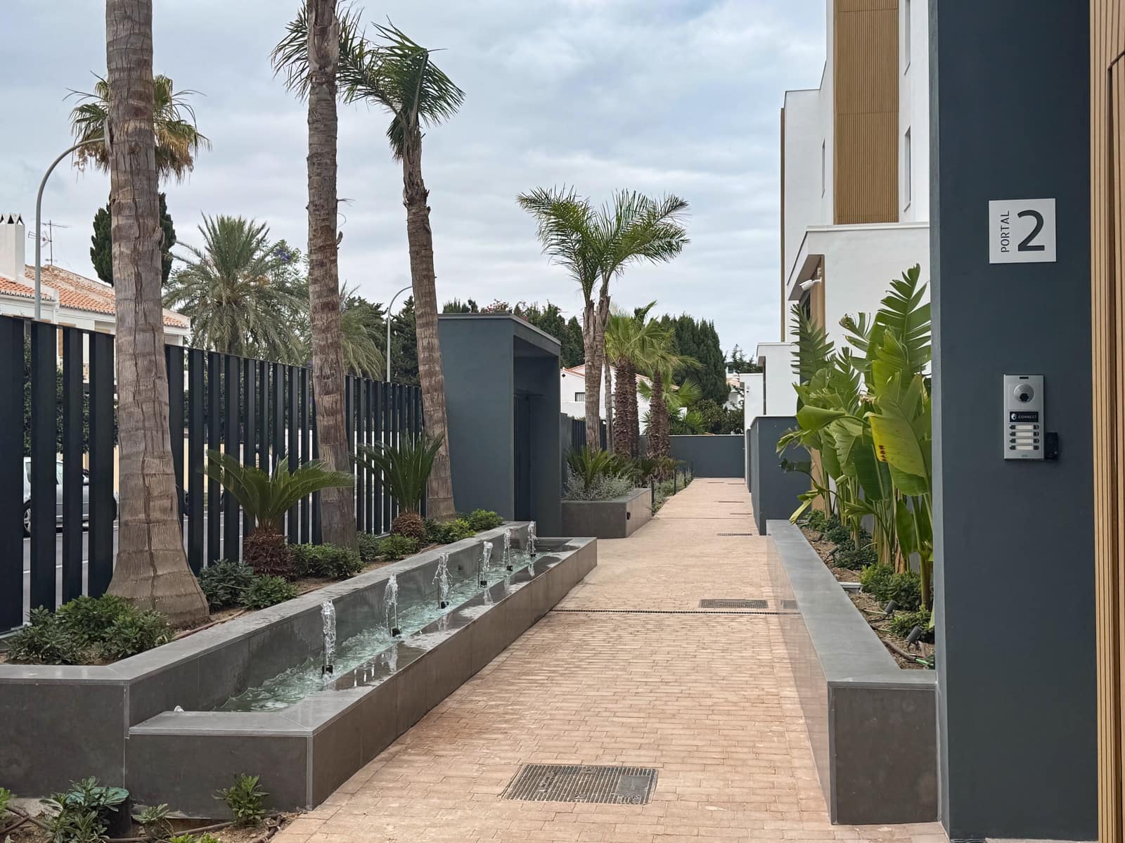 2 soverom Leilighet til salgs i Torremolinos med svømmebasseng garasje - € 645 000 (Ref: 8591515)