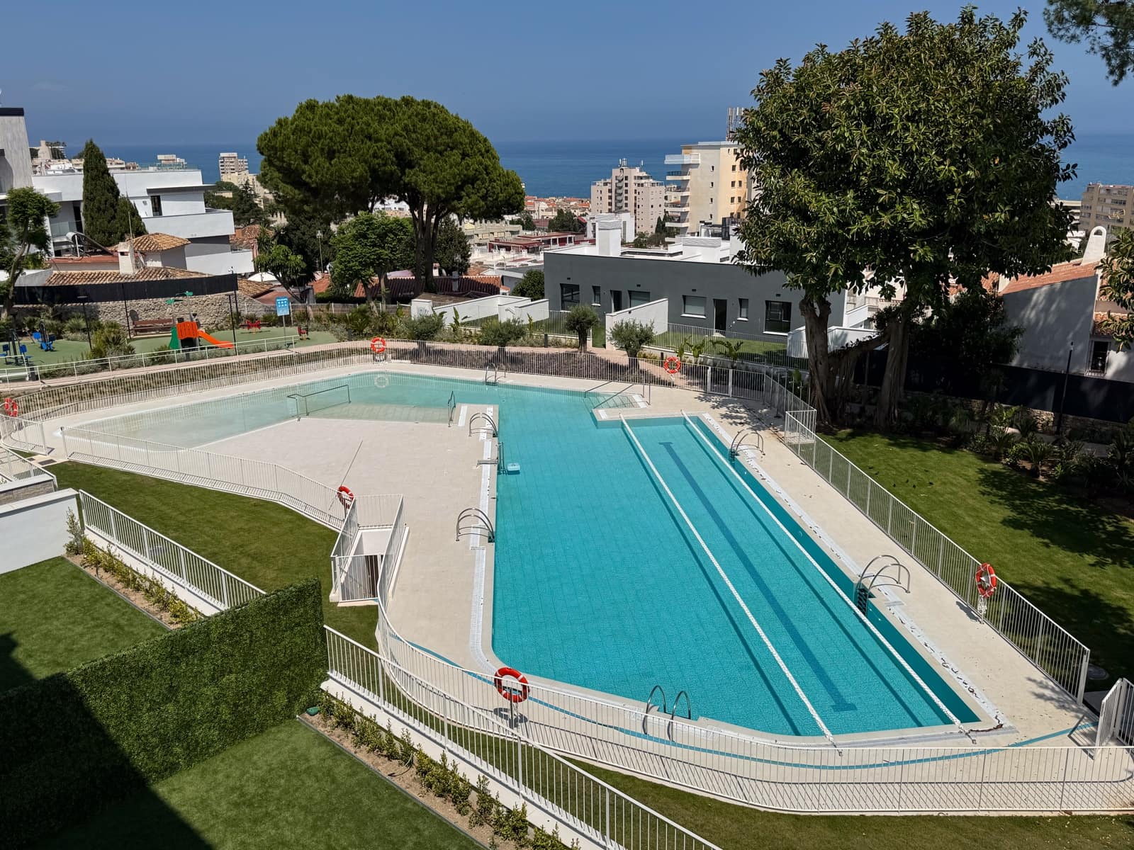 2 soverom Leilighet til salgs i Torremolinos med svømmebasseng garasje - € 645 000 (Ref: 8591515)
