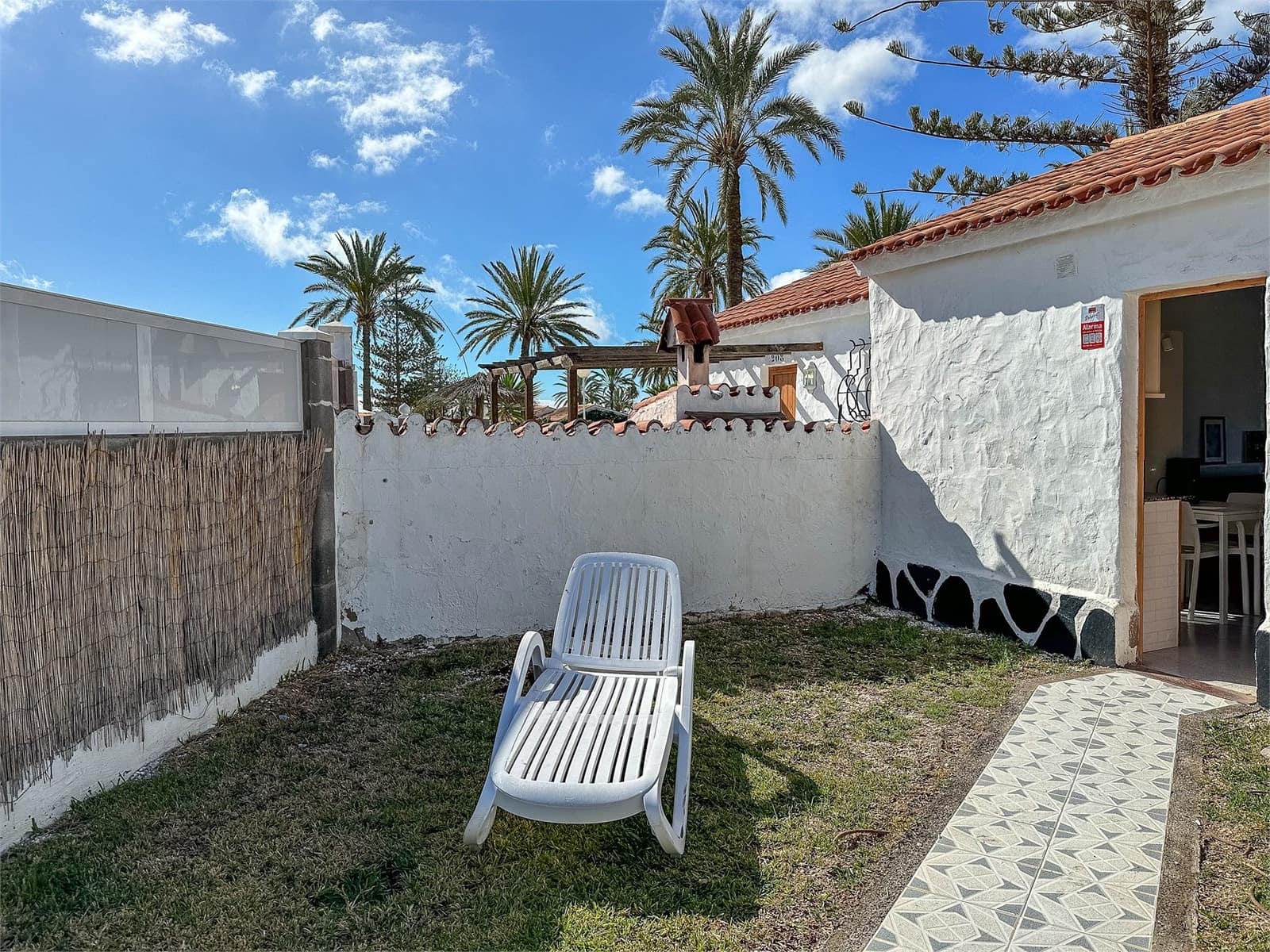 1 quarto Bungalow para venda em Playa del Ingles com piscina - 327 000 € (Ref: 8683559)