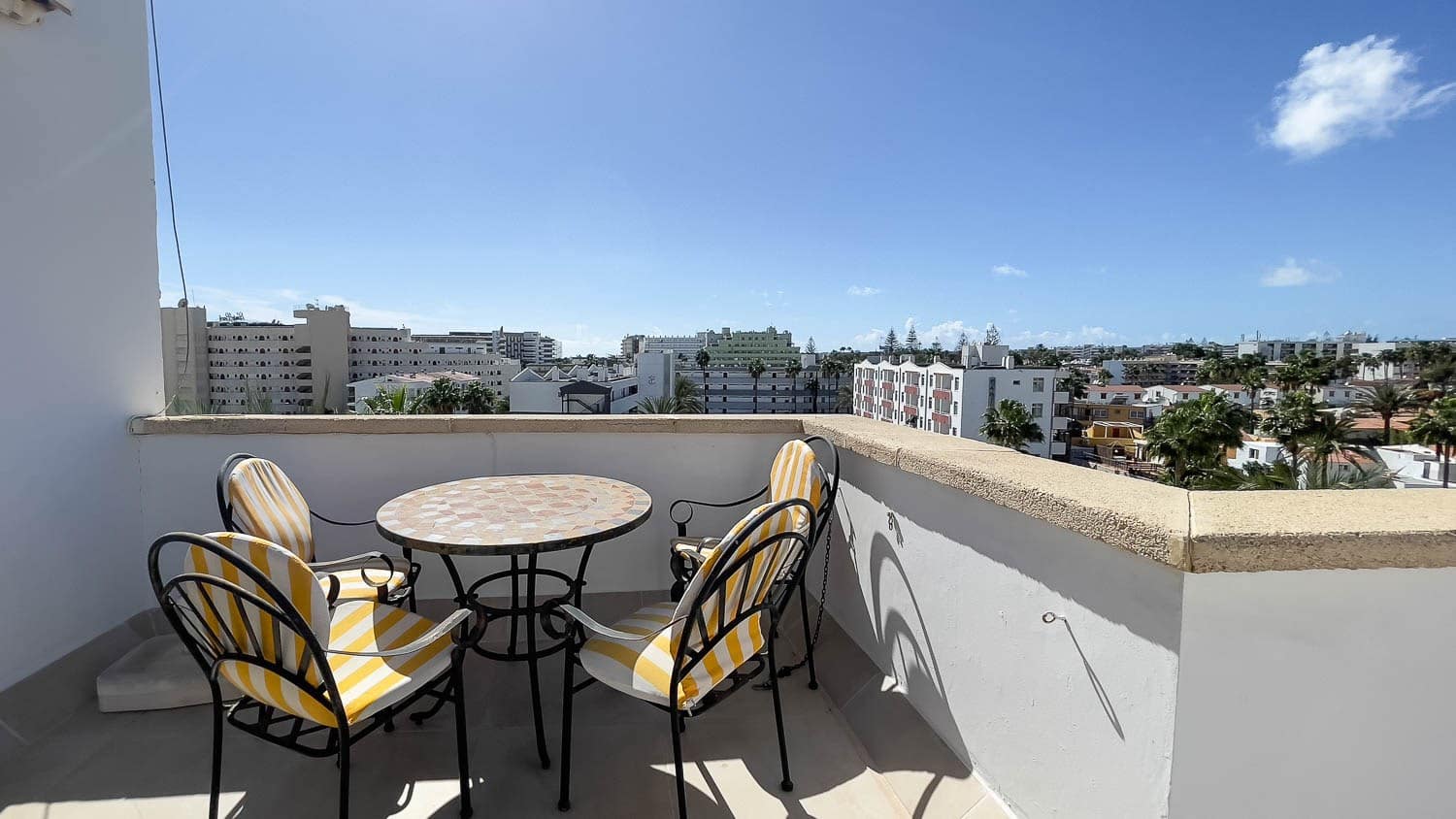 1 slaapkamer Appartement te koop in Playa del Ingles met zwembad - € 330.000 (Ref: 8683561)