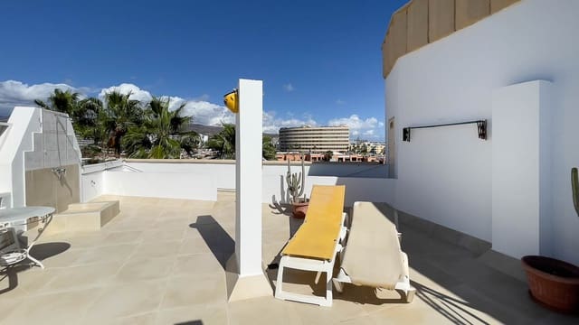 1 slaapkamer Appartement te koop in Playa del Inglés, San Bartolomé de Tirajana met zwembad - € 330.000 (Ref: 8683561)