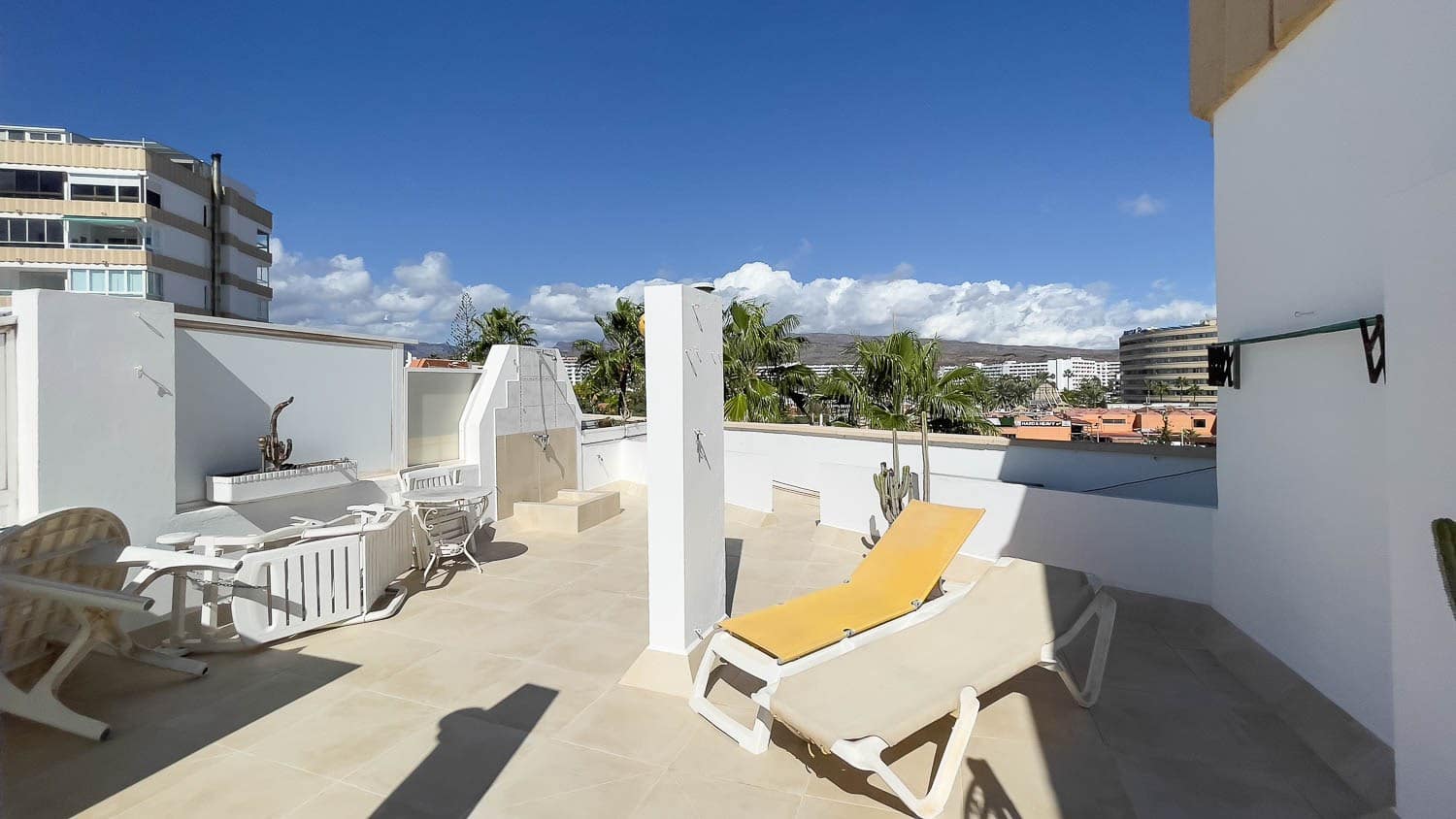 1 slaapkamer Appartement te koop in Playa del Ingles met zwembad - € 330.000 (Ref: 8683561)