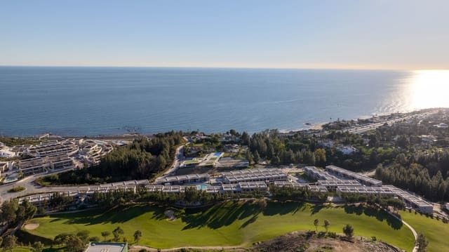 4 makuuhuone Omakotitalo myytävänä paikassa Mijas Costa, Mijas mukana uima-altaan 
autotalli - 741 000 € (Ref: 8704312)