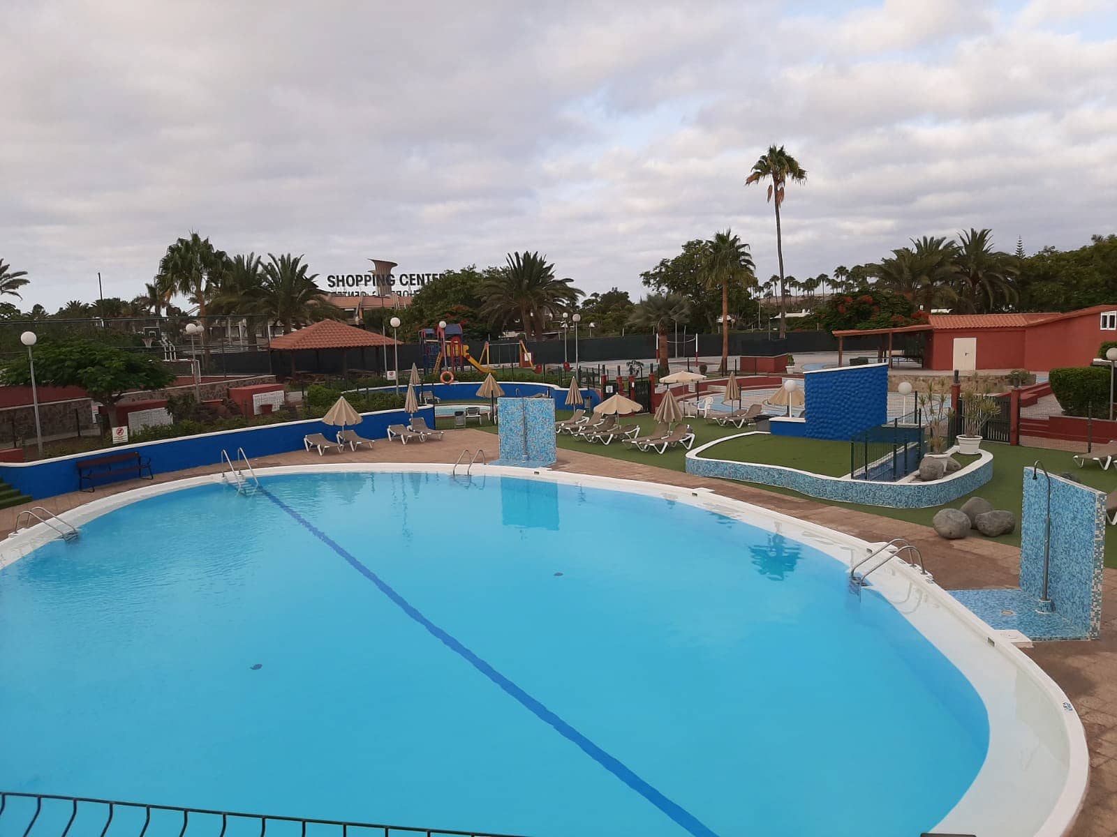 1 sovrum Bungalow att hyra i Maspalomas med pool - 850 € (Ref: 8788694)