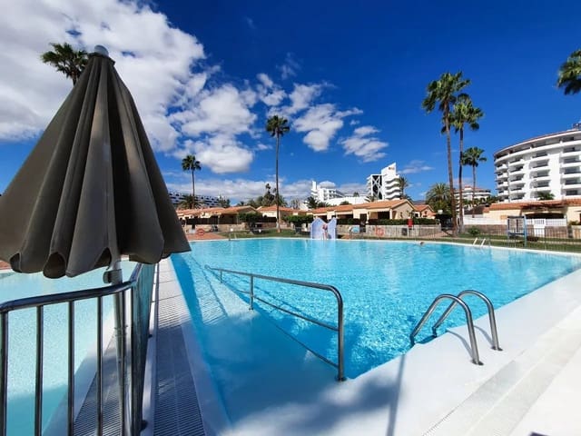 1 slaapkamer Bungalow te huur in Playa del Inglés, San Bartolomé de Tirajana met zwembad - € 1.450 (Ref: 8889033)