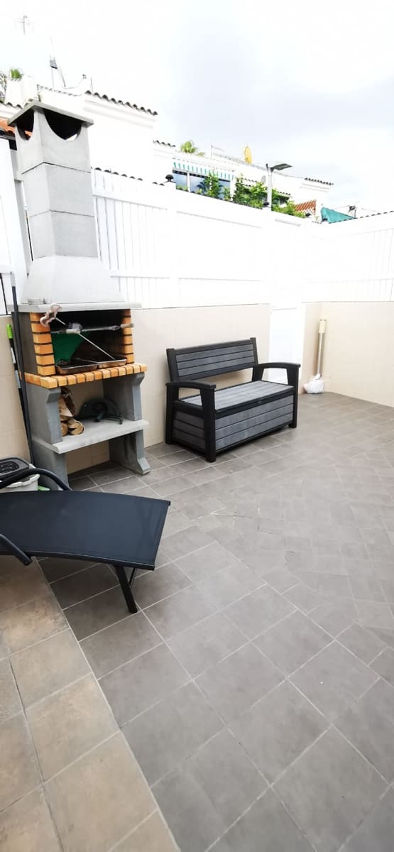 2 quarto Apartamento para arrendar em Sonneland com piscina - 1 300 € (Ref: 8903540)