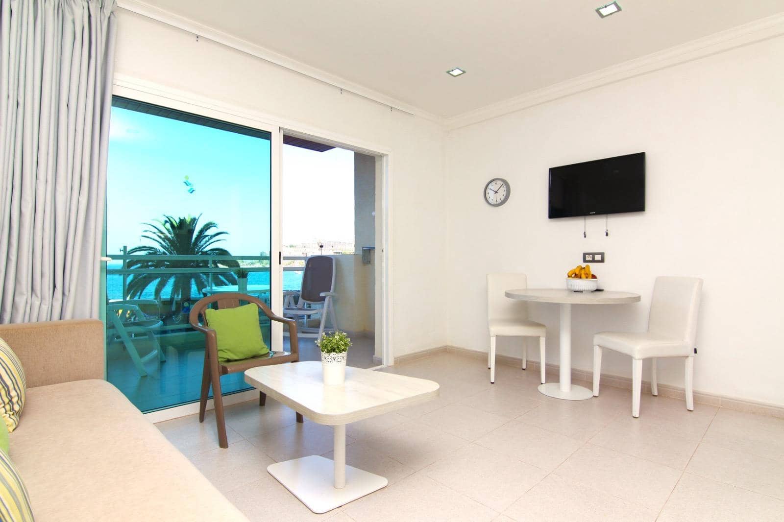 1 bedroom Apartment for rent in Patalavaca with pool - € 1,450 (Ref: 8918282)