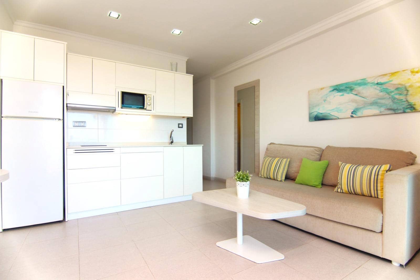 1 bedroom Apartment for rent in Patalavaca with pool - € 1,450 (Ref: 8918282)
