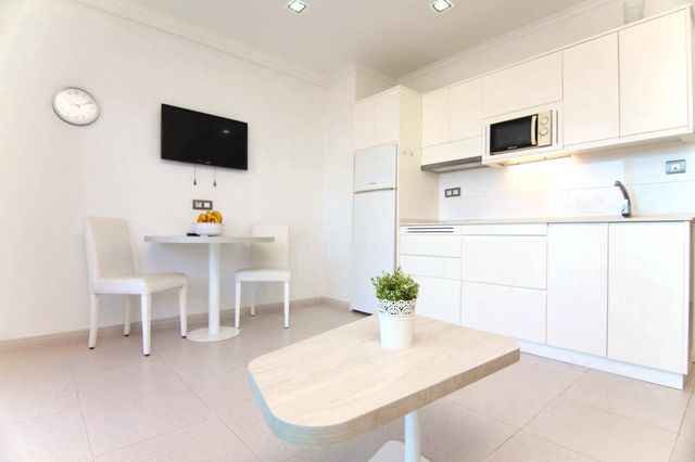 1 quarto Apartamento para arrendar em Patalavaca, Mogán com piscina - 1 450 € (Ref: 8918282)