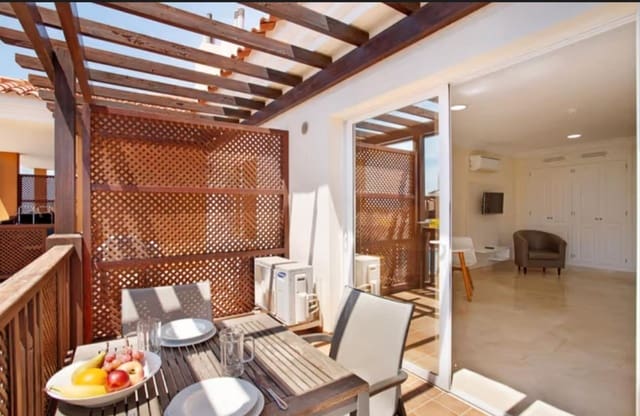 1 soveværelse Lejlighed til salg i Arguineguín, Mogán med swimmingpool garage - € 320.000 (Ref: 8962593)