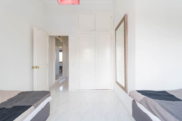 2 quarto Bungalow para venda em Playa del Inglés, San Bartolomé de Tirajana com piscina - 430 000 € (Ref: 8980517)