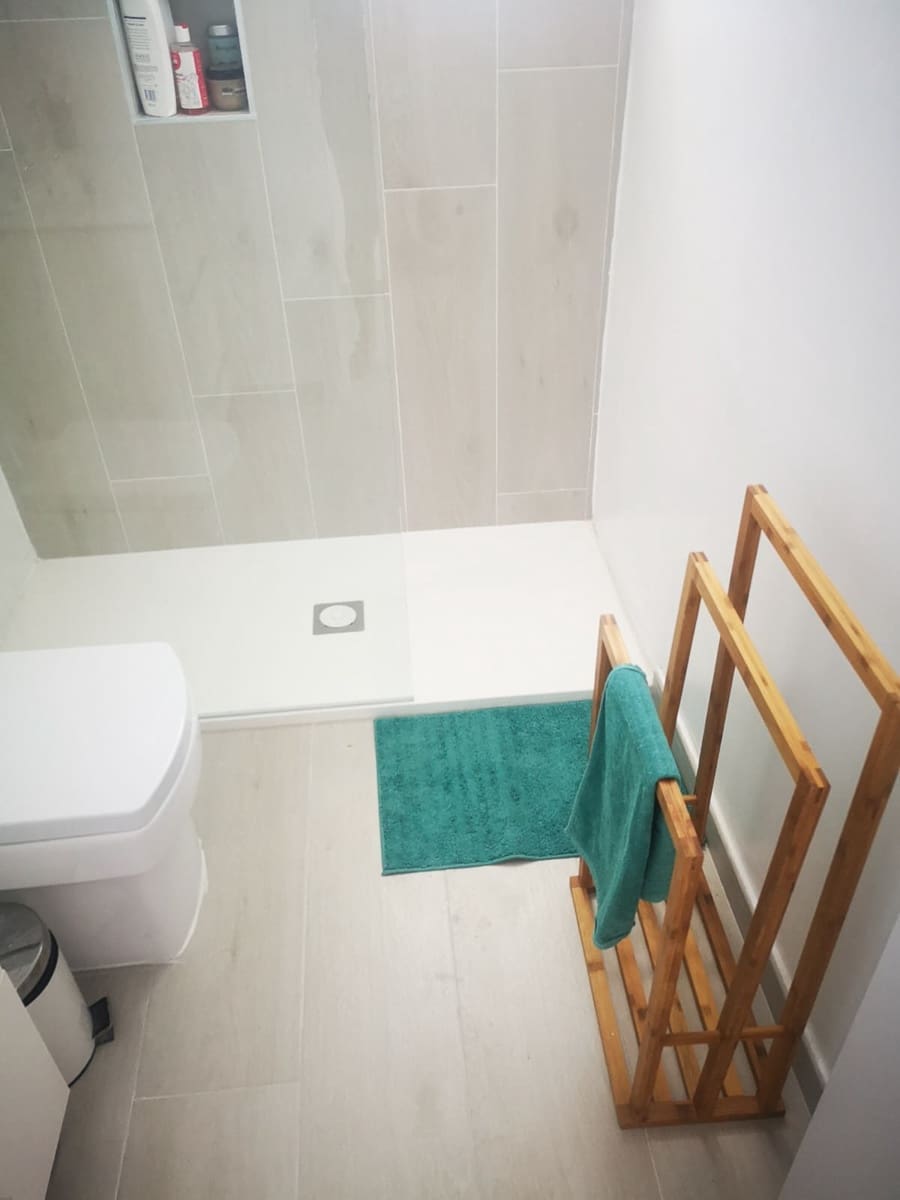 2 slaapkamer Halfvrijstaande villa te huur in Sonneland met zwembad - € 1.500 (Ref: 8994133)
