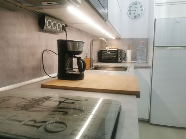 2 soveværelse Semi-Rækkehus til leje i Sonneland, San Bartolomé de Tirajana med swimmingpool - € 1.300 (Ref: 8994133)