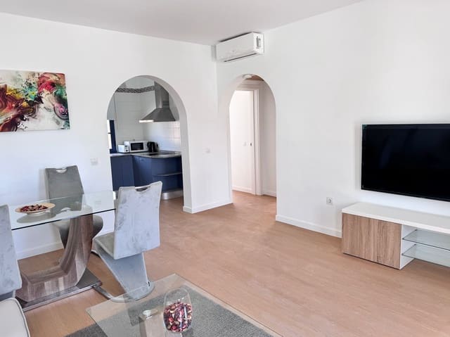 2 soveværelse Bungalow til salg i Playa Blanca, Yaiza med swimmingpool - € 275.000 (Ref: 8996308)