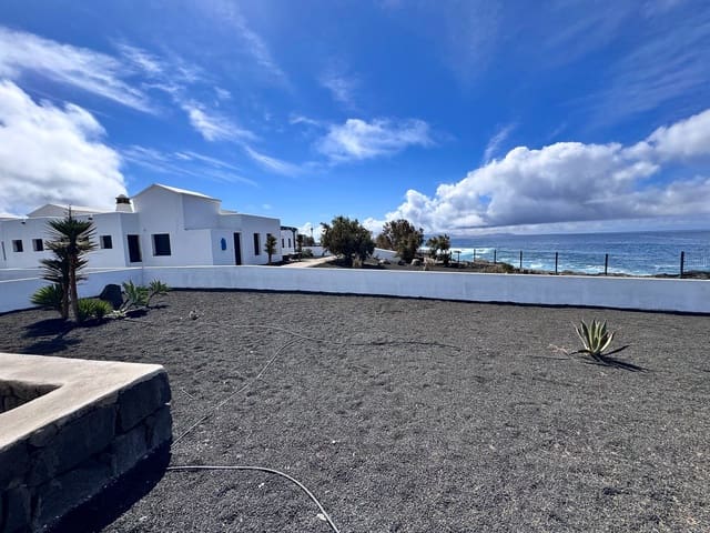 2 soveværelse Bungalow til salg i Playa Blanca, Yaiza med swimmingpool - € 275.000 (Ref: 8996308)